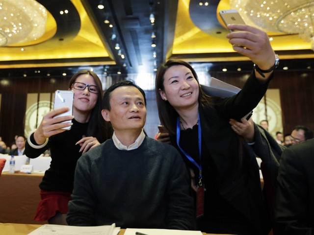 Alibaba đầu tư 590 triệu USD để lấn sân thị trường smartphone