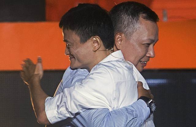 Alibaba có CEO mới, cổ phiếu tăng liền 7,5%
